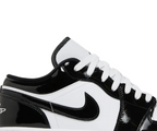 Jordan 1 Low Concord top view