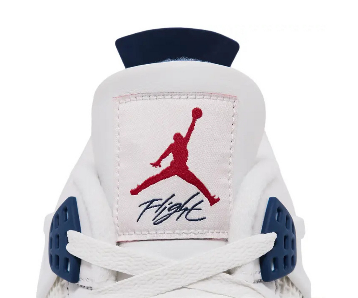 Nike SB x Air Jordan 4 Retro Navy — product view 6